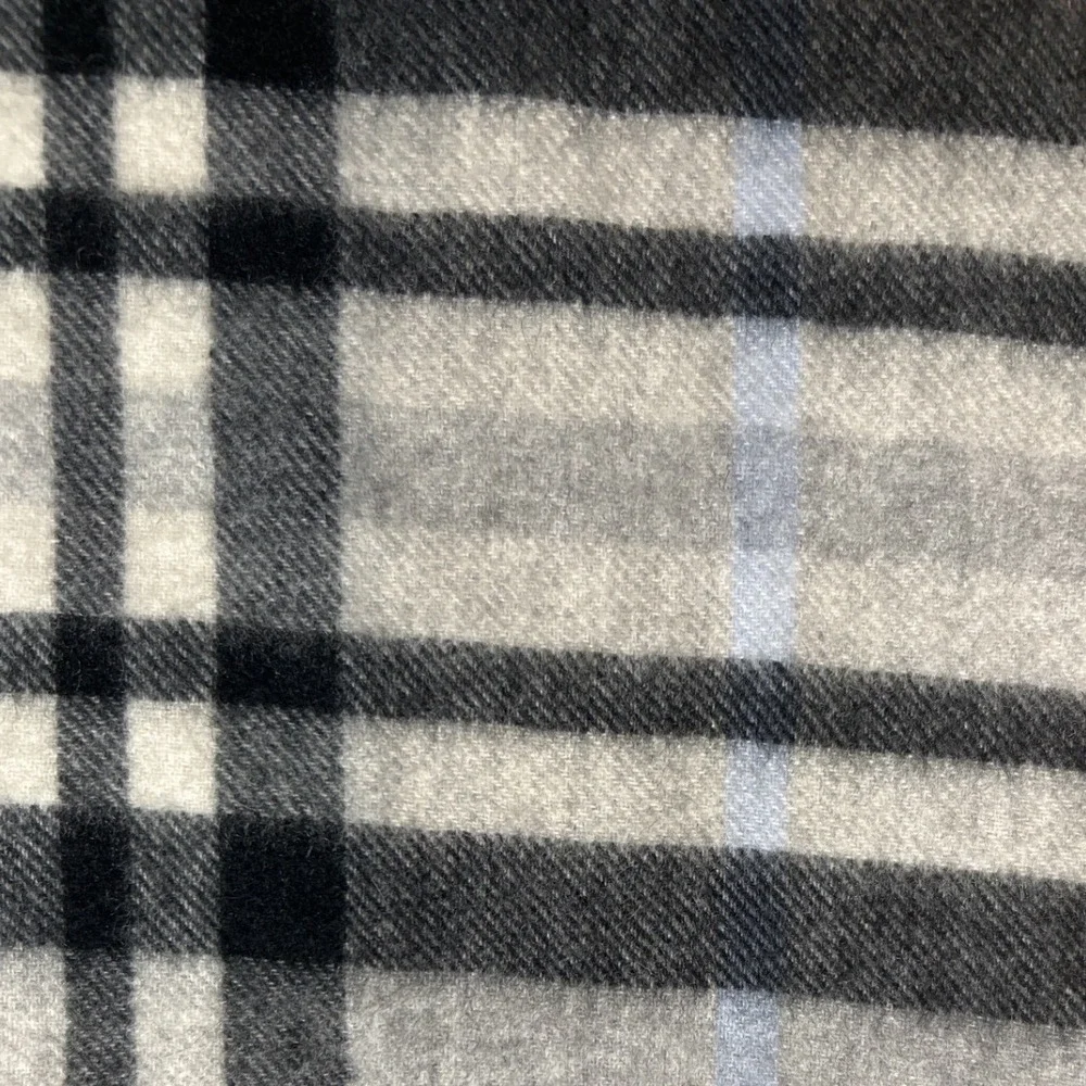 Lord & Taylor Giant Check Cashmere  Scarf Gray‎ Black Blue Plaid Fringe Winter